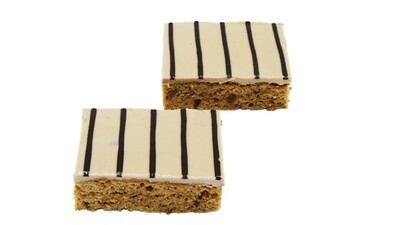 Artikelbild_Nuss-Nougat-Schnitte